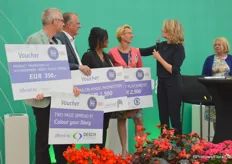 Various parties provide an additional bonus to the winner in the form of a check. These are: Waterdrinker, Pull Position, Desch Plantpak and Stokvis Content. 